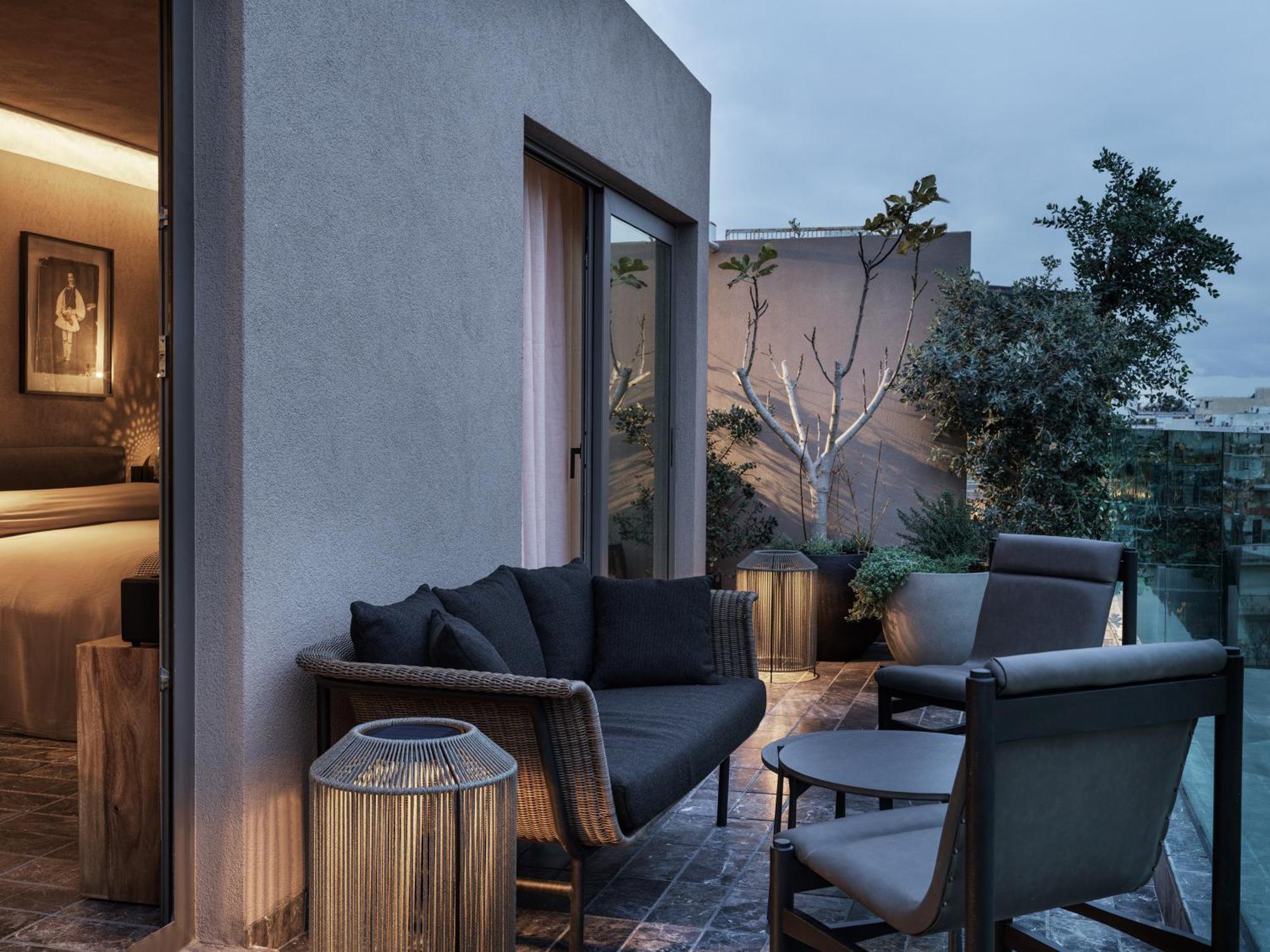 Monastik Living In Athina Hotel Atenas Exterior foto