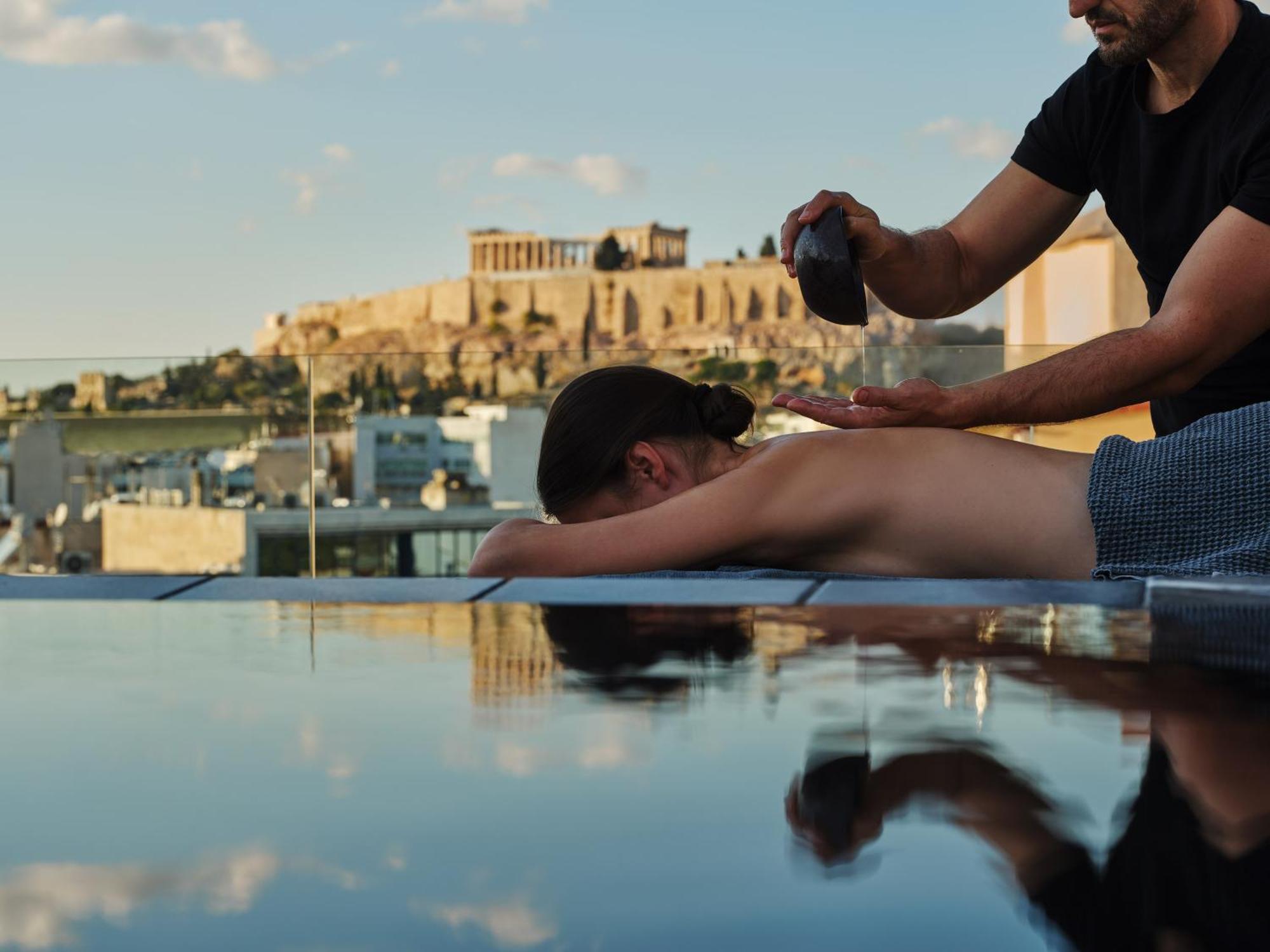 Monastik Living In Athina Hotel Atenas Exterior foto