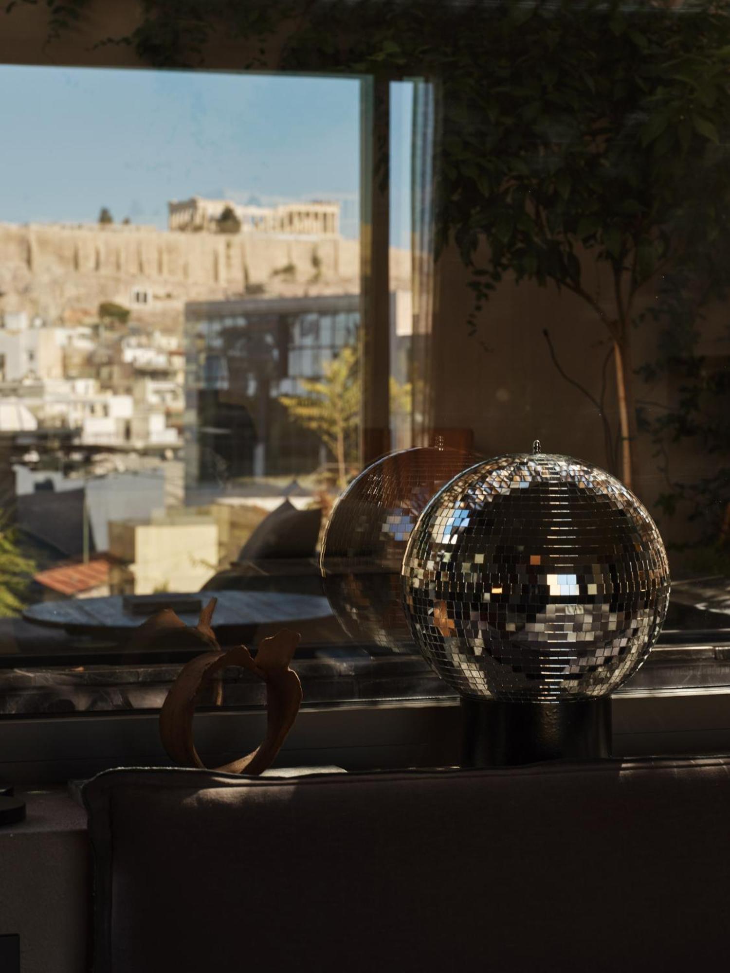 Monastik Living In Athina Hotel Atenas Exterior foto