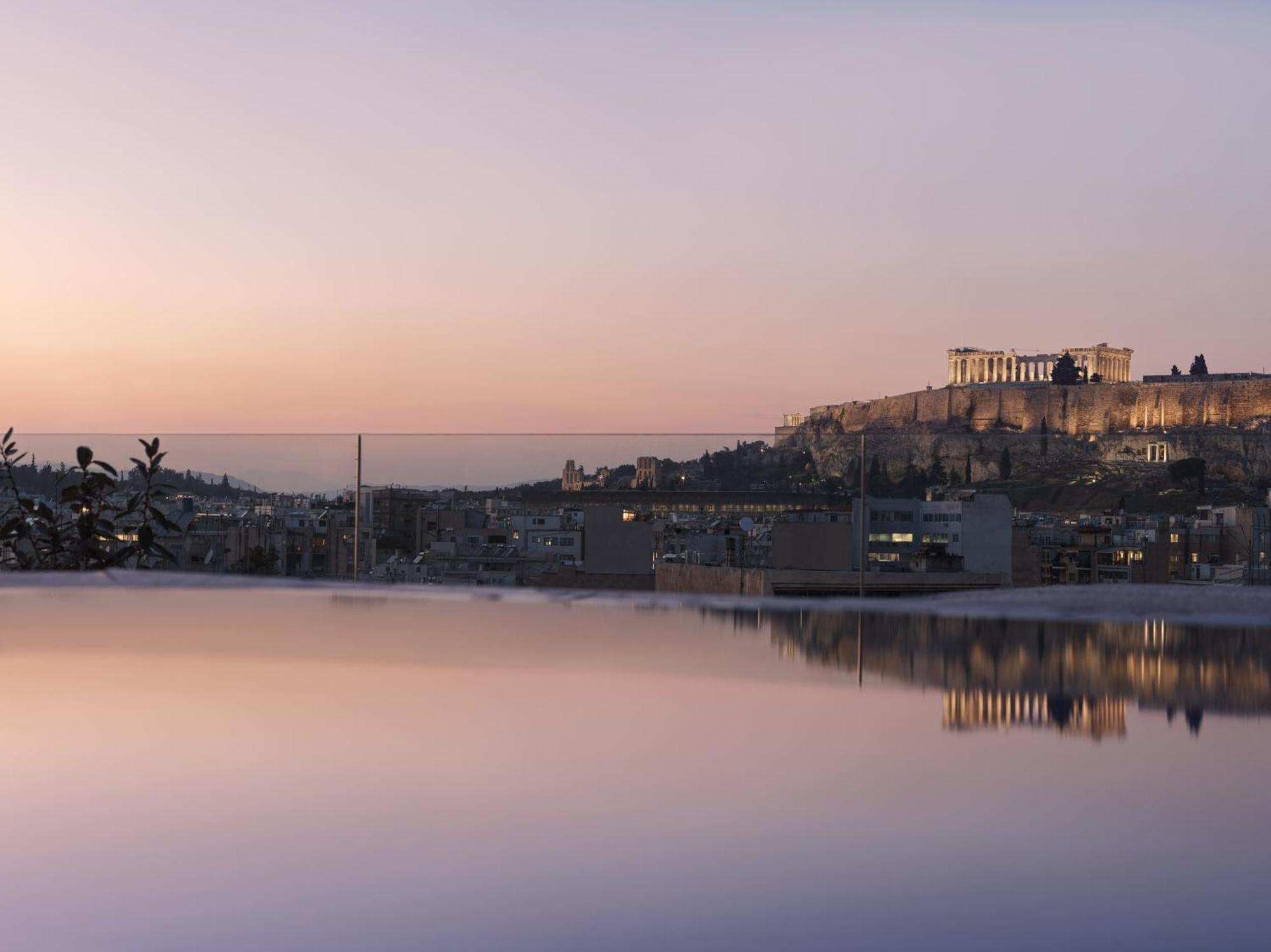 Monastik Living In Athina Hotel Atenas Exterior foto
