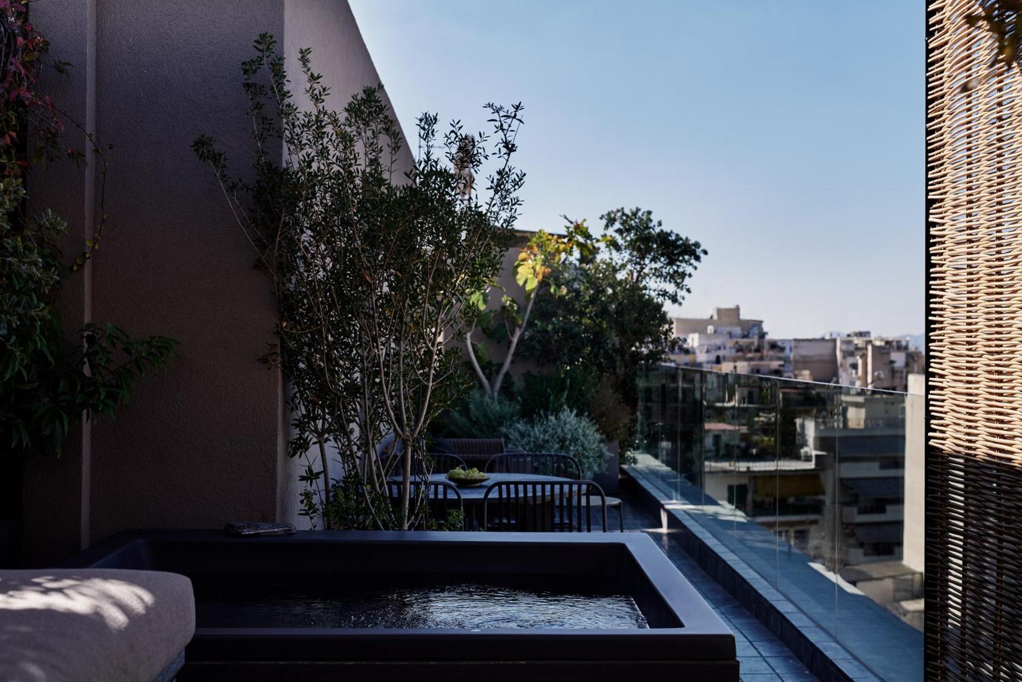 Monastik Living In Athina Hotel Atenas Exterior foto