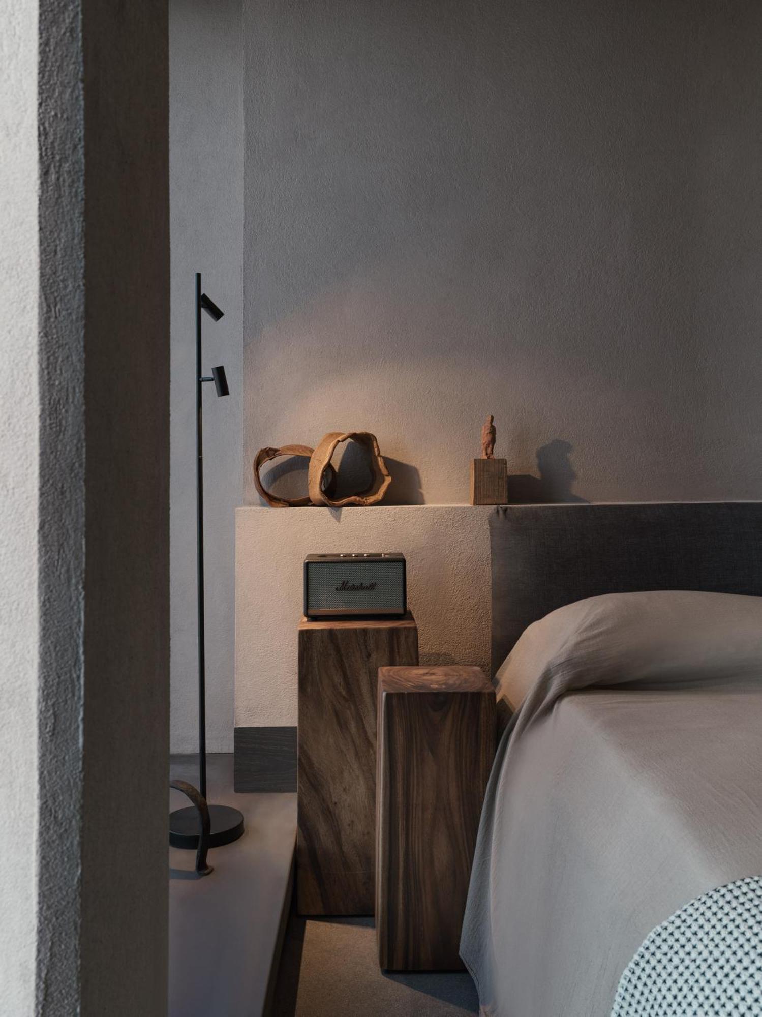 Monastik Living In Athina Hotel Atenas Exterior foto